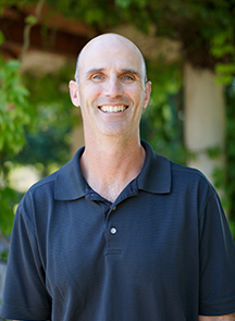 Headshot of Dr. Michael Royse 